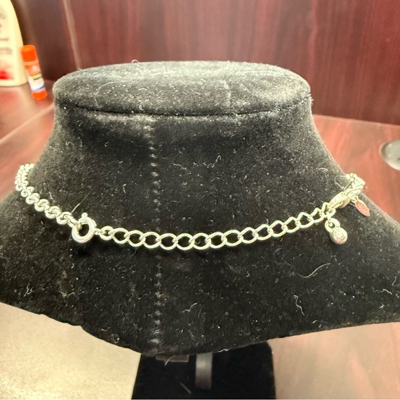 Avon multi circle frontal   Chainmail Necklace silvertone NIB vintage 2006 - Picture 4 of 7